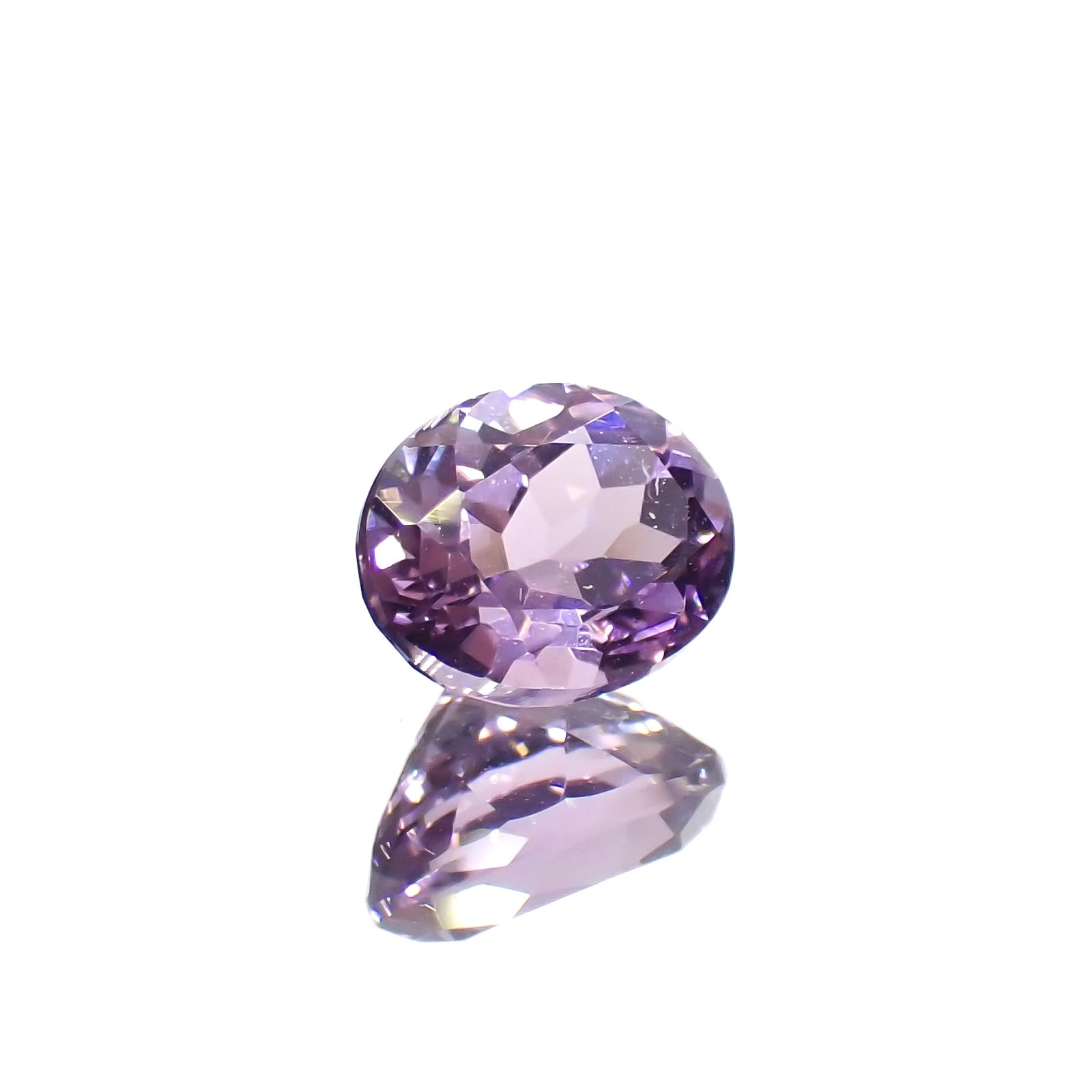 マリアライト(宝石名スキャポライト)スリランカ産 0.57ct 識別済[230421683]5.9x4.6mm前後