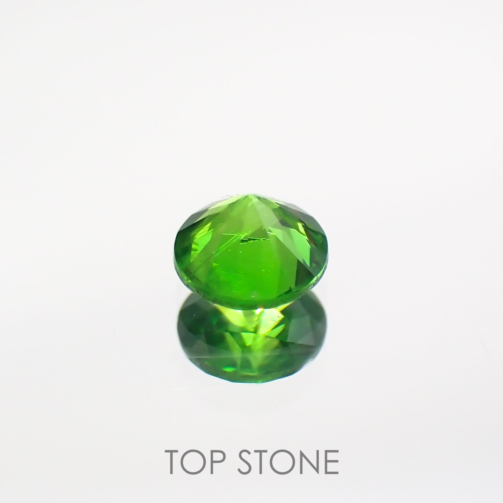デマントイドガーネット(宝石名デマントイド・ガーネット) ロシア産 0.156ct ソ付(彩珠)[210712088]3×3mm前後