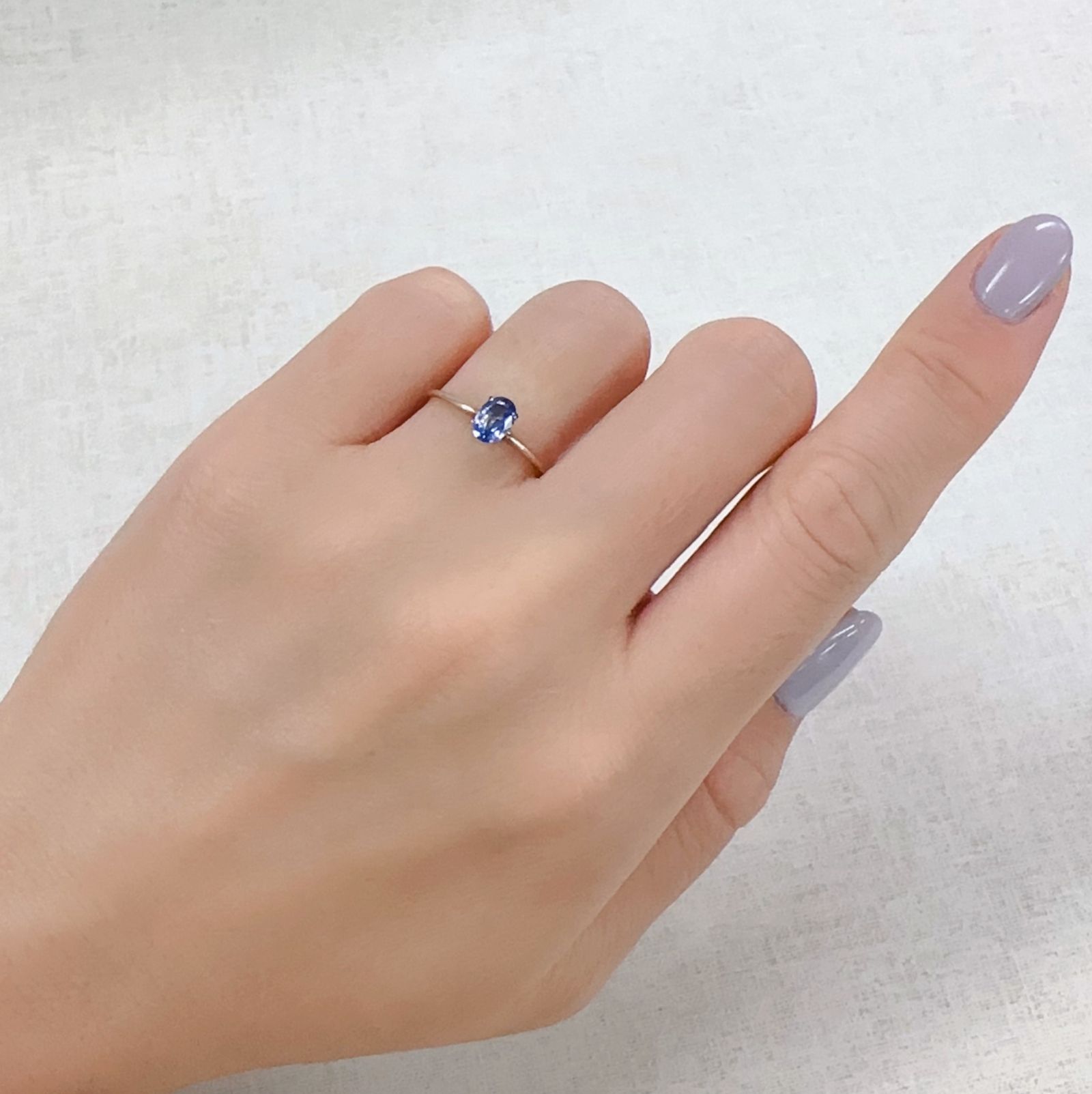 バイカラーサファイア スリランカ産 0.49ct[230823020]5.9x4mm前後