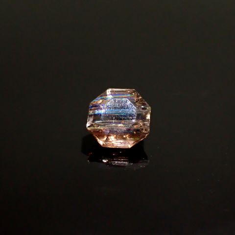 ◇オクタゴンカット◇レインボースキャポライト ブラジル産 1.35ct / 6.9x6.8mm前後 [250931042]