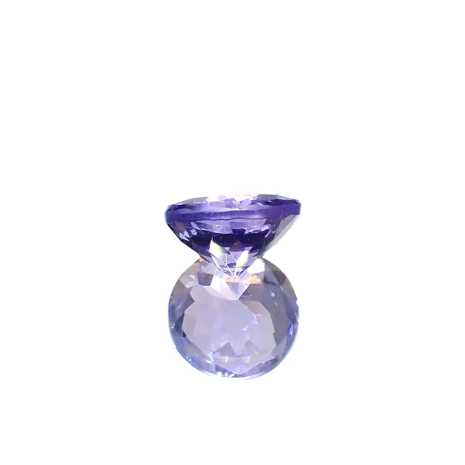 タンザナイト(宝石名タンザナイト)タンザニア産 0.65ct 識別済[240628328]5.6x5.6mm前後