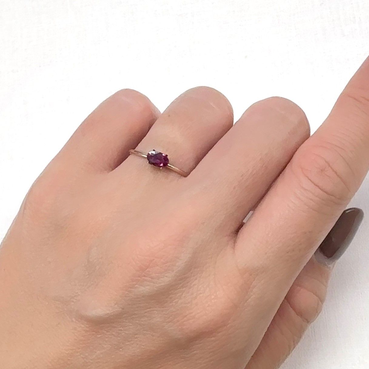 ルビー ビルマ/モザンビーク産 0.37ct [241029394]5.7x3.5mm前後