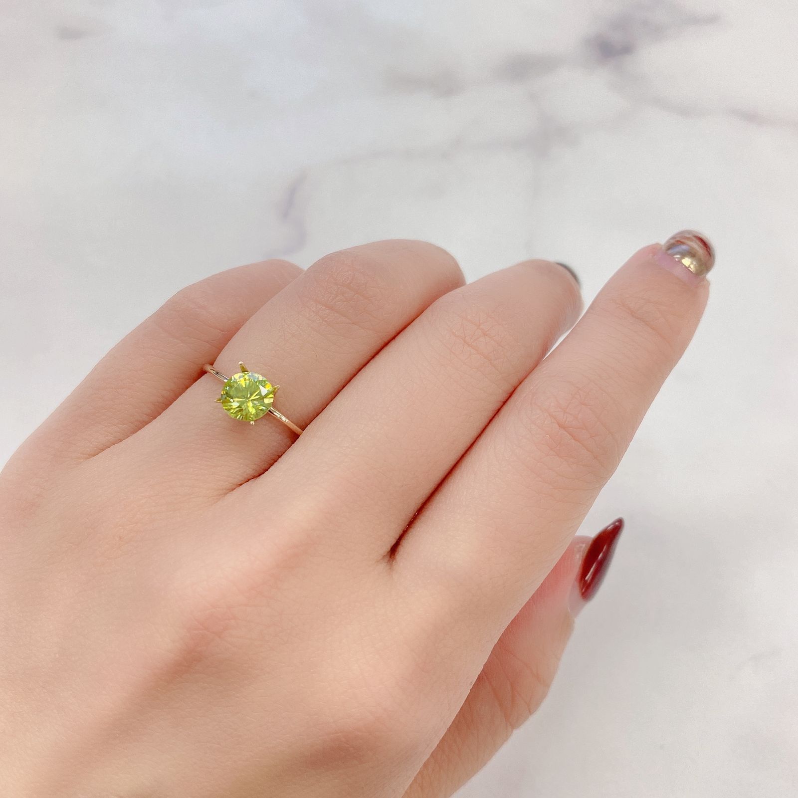 スフェーン(宝石名スフェーン)マダガスカル産 1.118ct ソ付(彩珠)[231224434]6.7x6.7mm前後