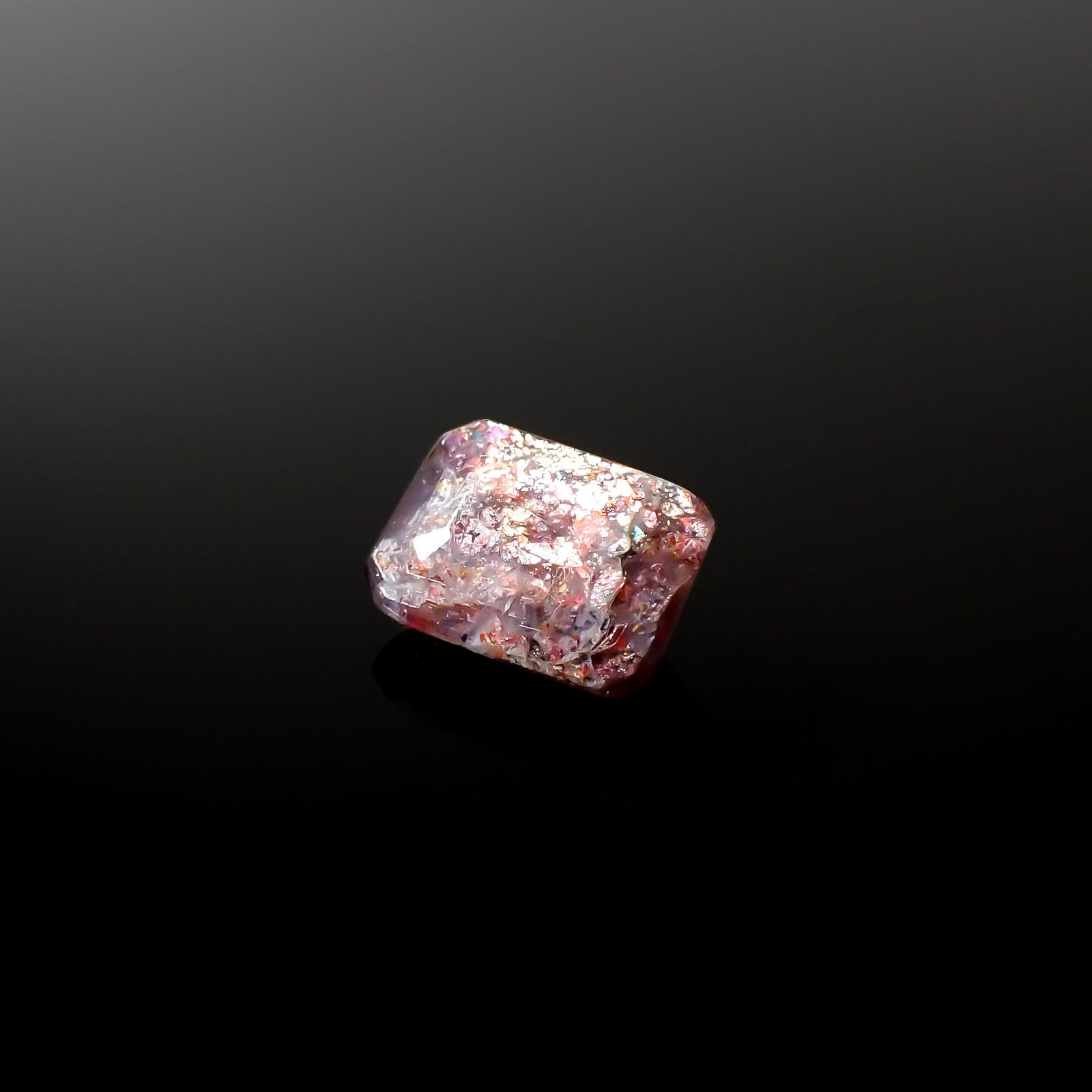 ブラッドショットアイオライト インド産 2.46ct[240125381]9.5x7.1mm前後