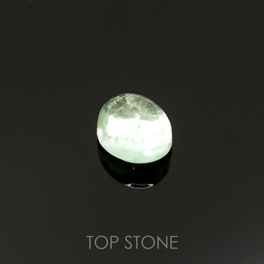 バナジウムコーネルピン(宝石名コーネルピン)タンザニア・タンガ州産 0.58ct 識別済[220115563]5x4mm前後