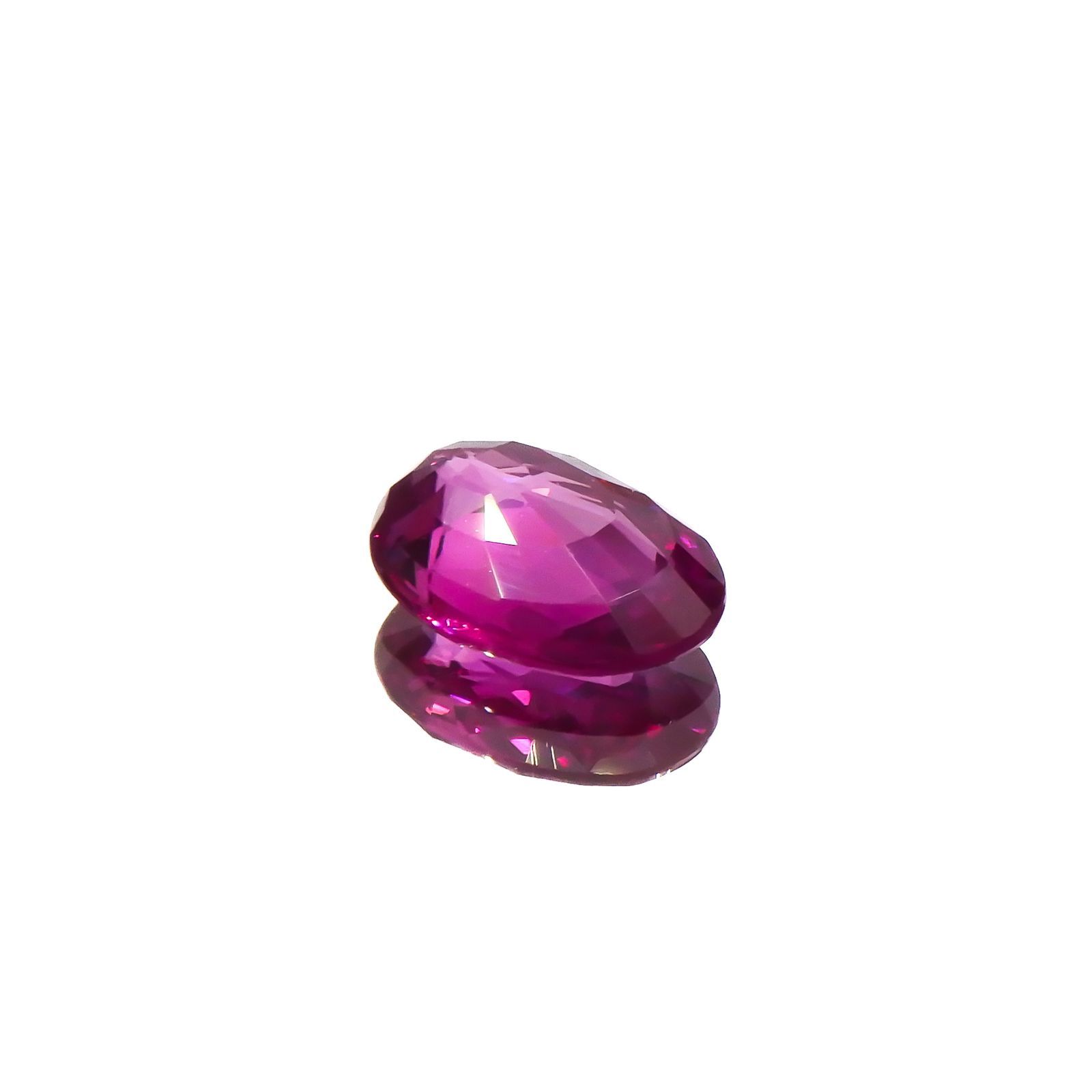 ルビー(宝石名ルビー)ビルマ・モゴック産 0.62ct GIA鑑付[220817401]6.29x4.67mm前後