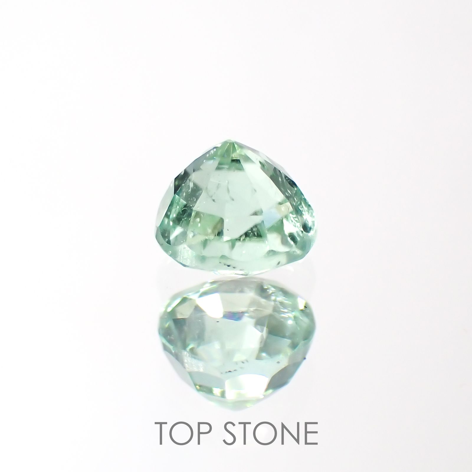 ミントトルマリン(宝石名グリーン・トルマリン) アフガニスタン産 0.39ct 識別済[211013614]4.2×4.2mm前後