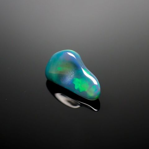 ◇バロック型◇ブラックオパール(宝石名オパール/加熱処理) エチオピア産 1.20ct 識別済[210913253]11×5mm前後