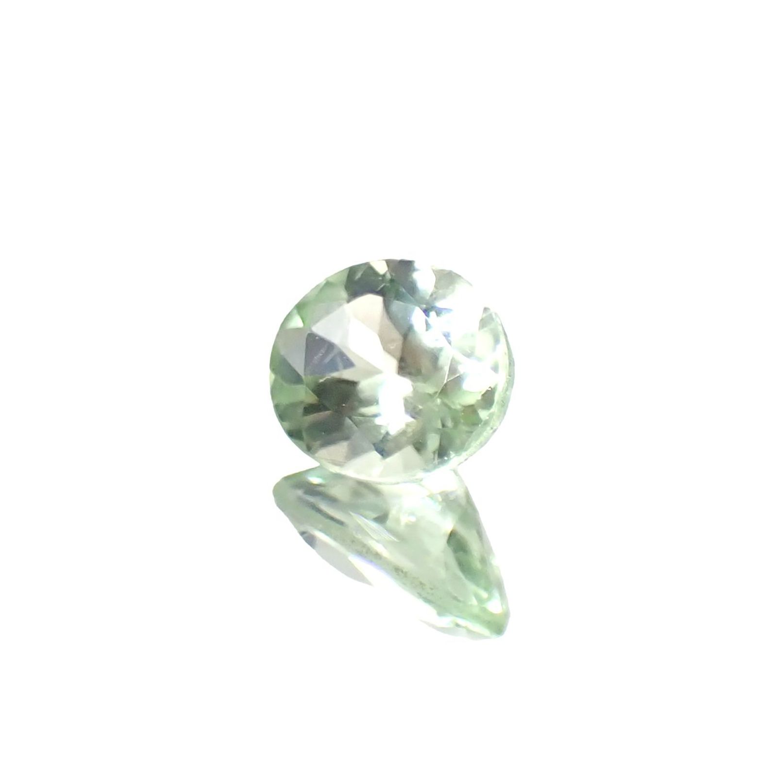 ミントペリドット パキスタン/ノルウェー産 0.35ct / 5.1x4mm前後 [250730641]