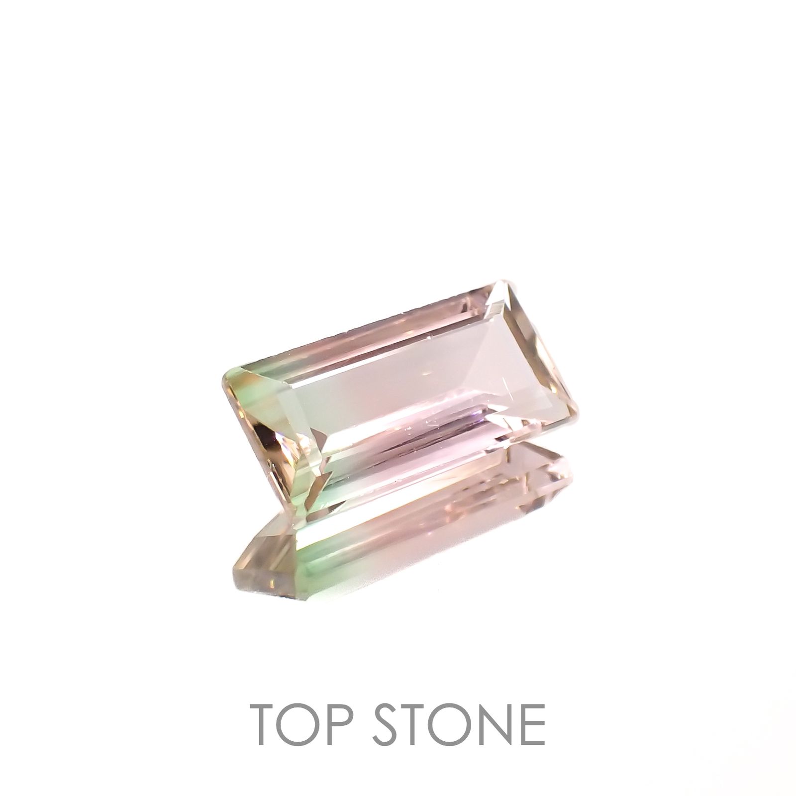 バイカラートルマリン コンゴ民主共和国産 2.59ct[230220537]11.8x5.9mm前後