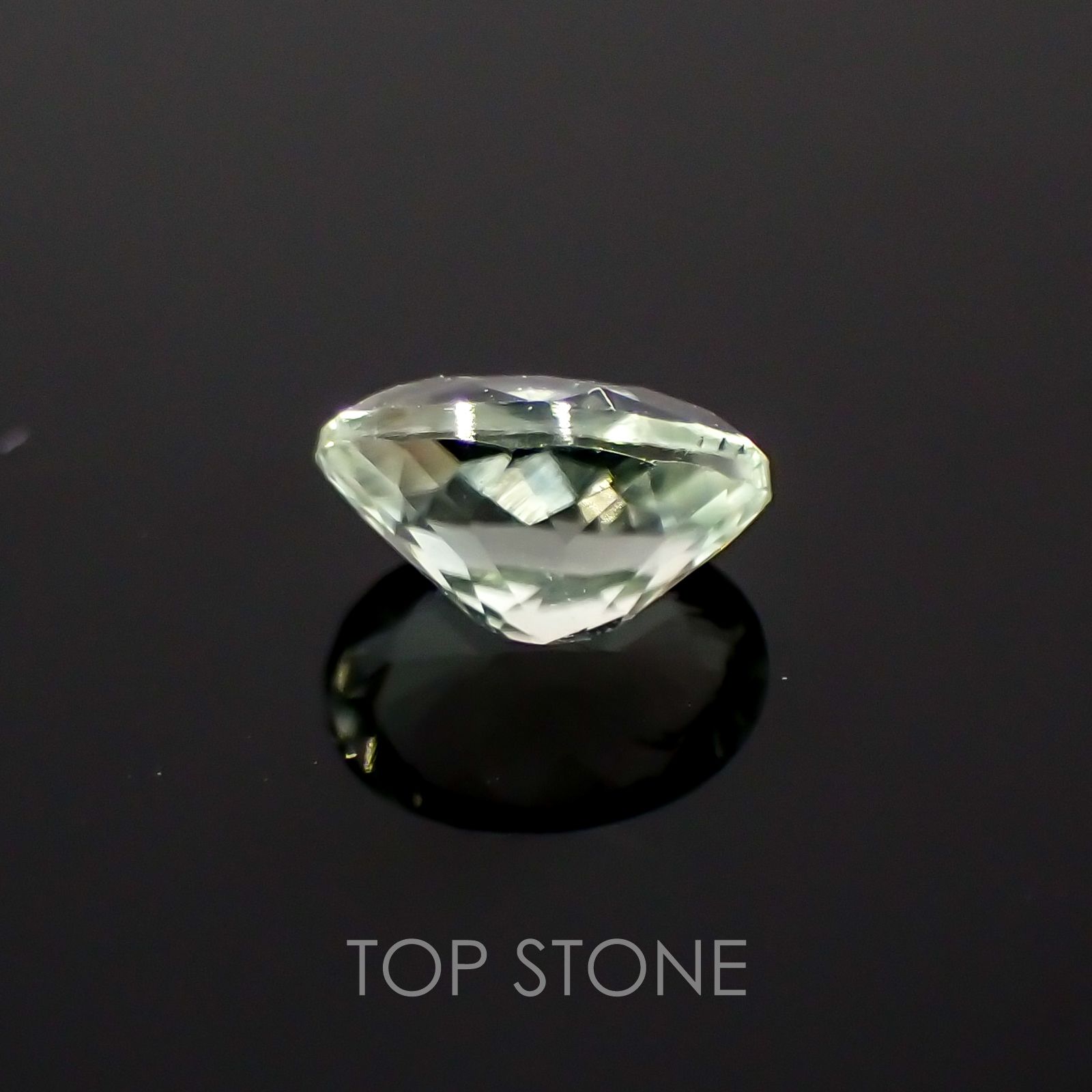ライム ヘルデライト ブラジル産 ルース 0.26ct[20129053]4.7×3.2mm前後