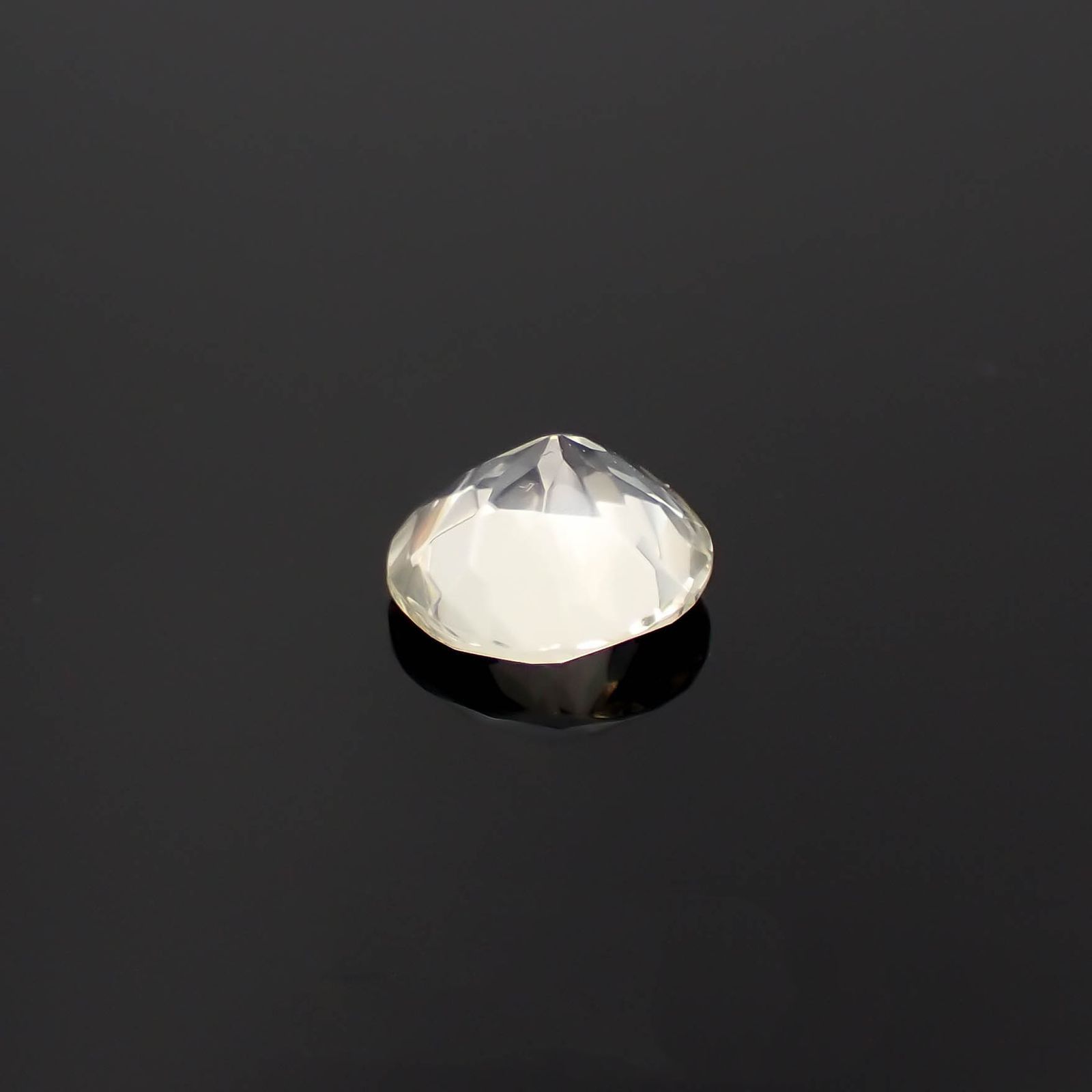 ゴールデンラブラドライト メキシコ産 1.17ct / 7.3x7.3mm前後 [251220365]