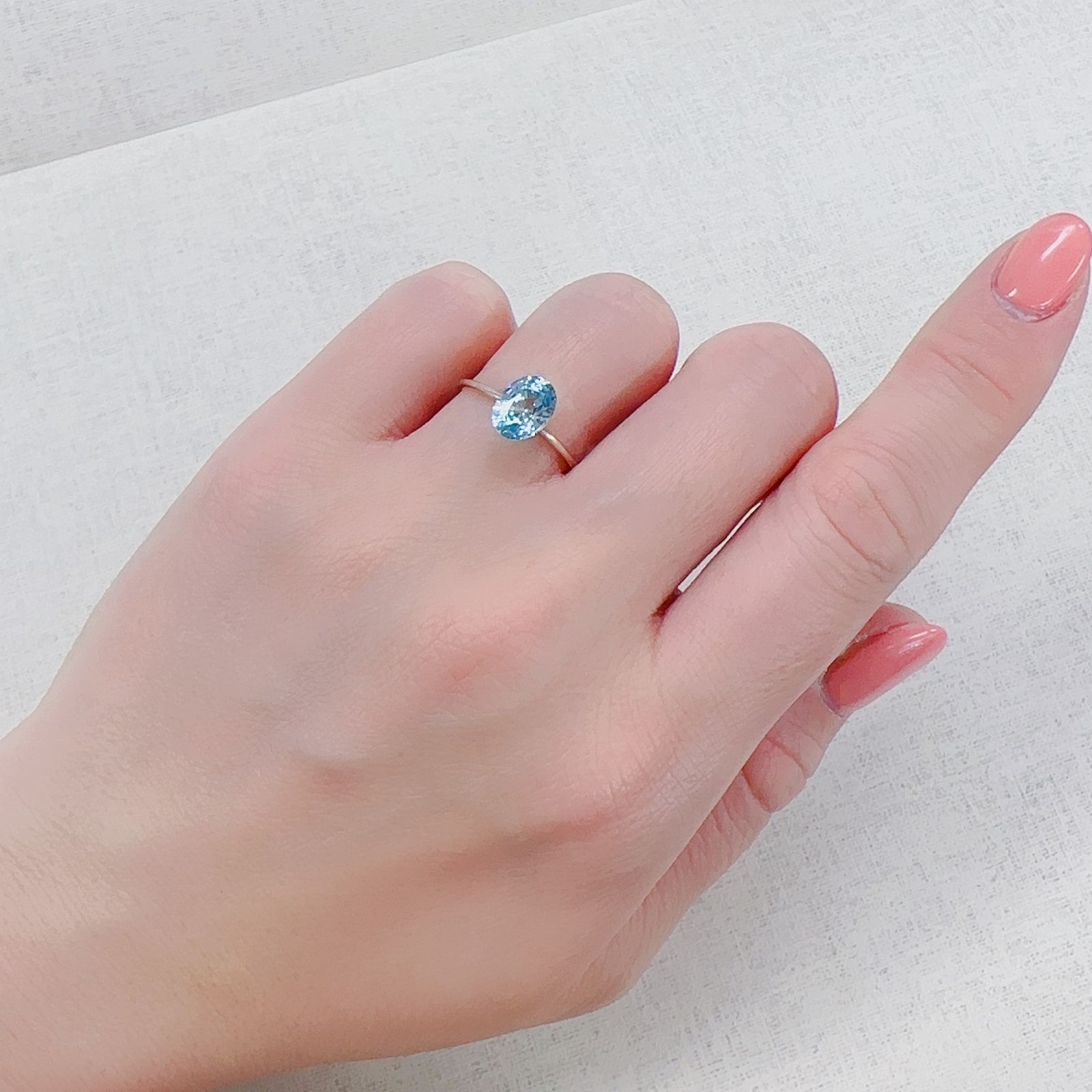 バイカラーブルージルコン カンボジア産 1.80ct[230320985]7.9x6.1mm前後