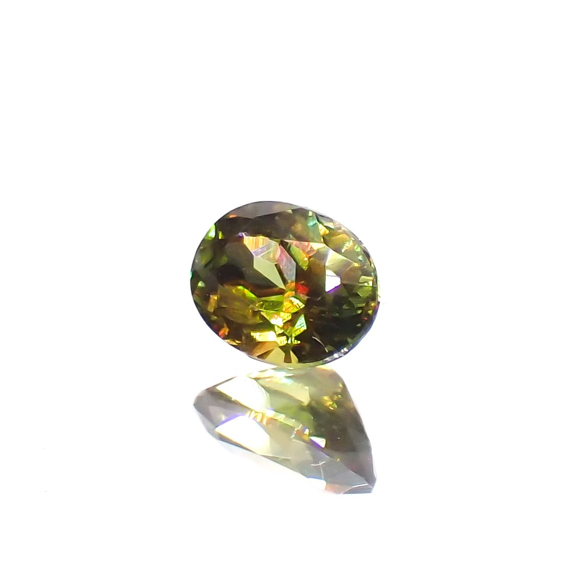 カラーチェンジスフェーン パキスタン産 0.19ct[230522190]4x2.9mm前後