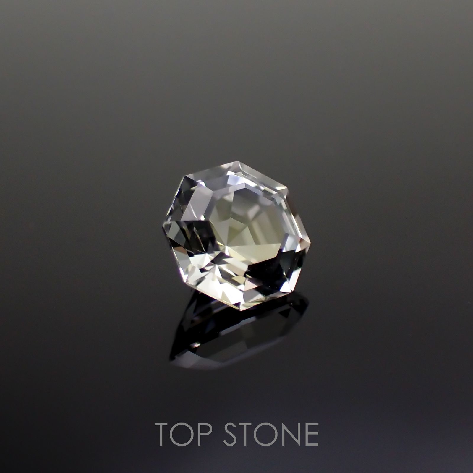 ◇オクタゴンカット◇レムリアンシードクリスタル(保証シール付き) ブラジル産 1.33ct[221018285]7x6.9mm前後