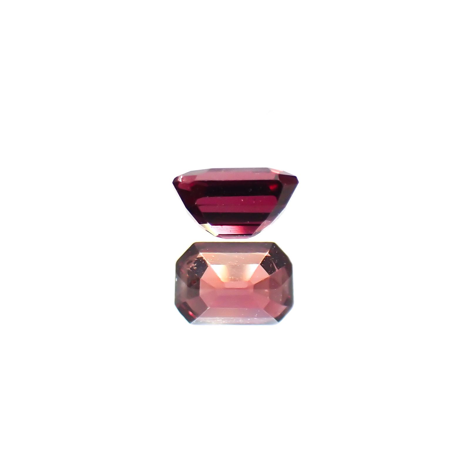 ルビー(宝石名ルビー)タンザニア産 0.33ct 識別済[220115042]4.4x3mm前後
