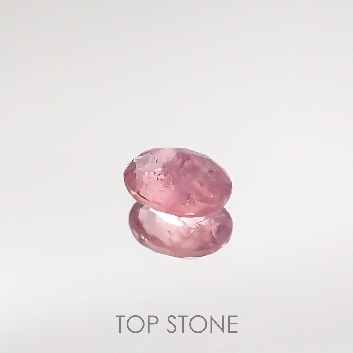 ペツォッタイト(ラズベリル)(宝石名ペツォッタイト) マダガスカル産 0.182ct ソ付(彩珠)[210711801]4×3mm前後
