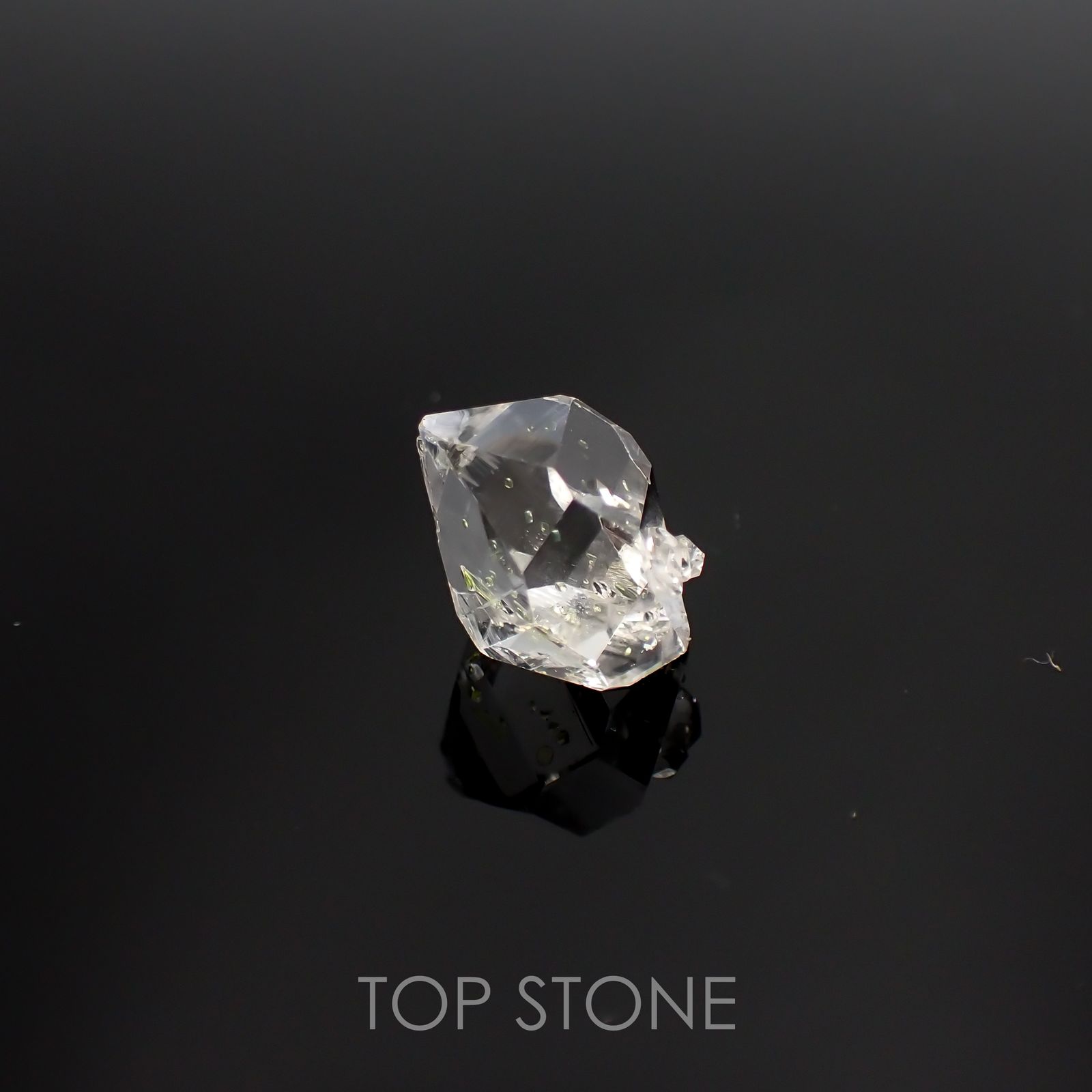 オイルインクォーツ パキスタン産 ルース 6.69ct[210811430]13.6×10.5mm前後