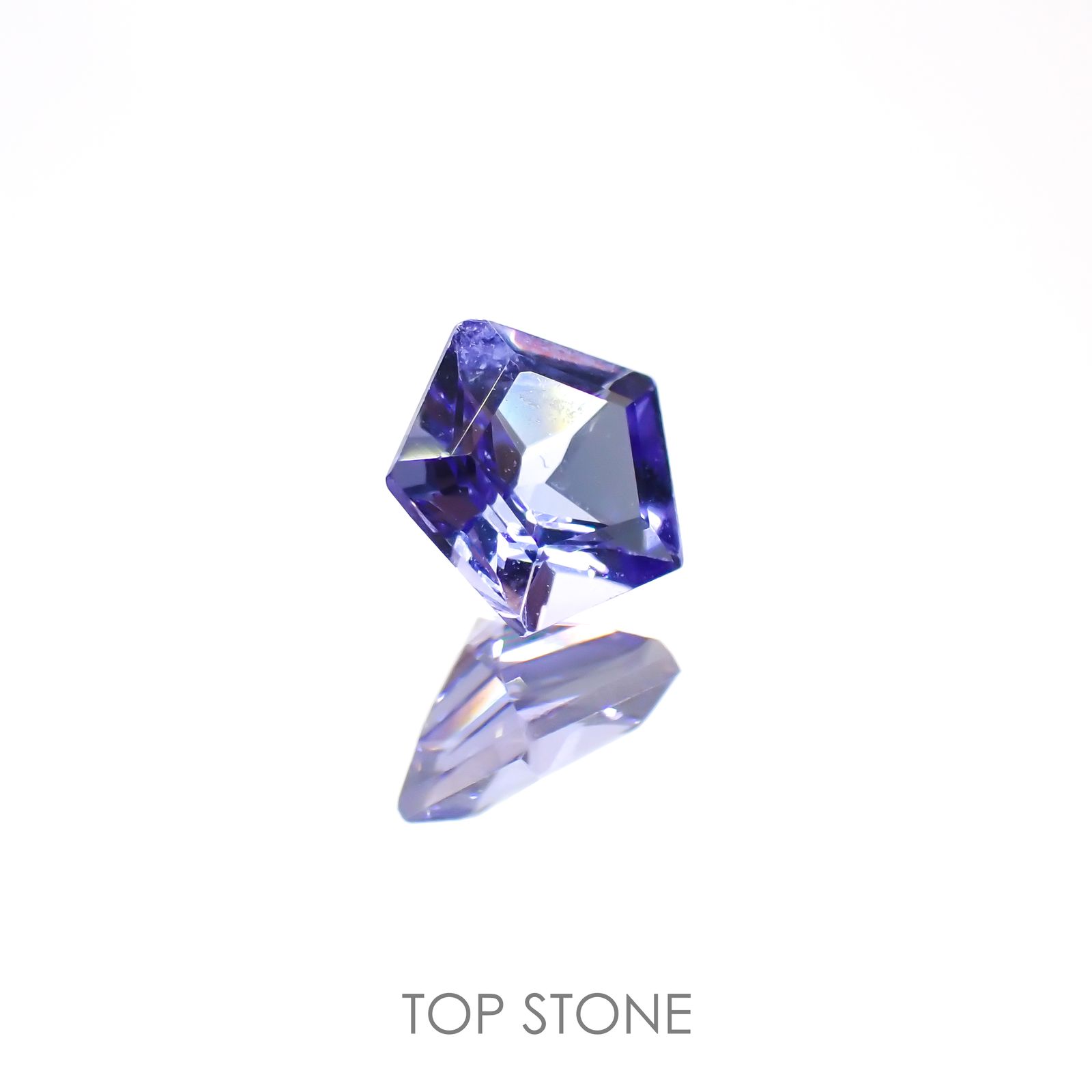 ◇ペンタゴンカット◇タンザナイト(宝石名タンザナイト)タンザニア産 0.43ct 識別済[220113848]4.9x5.2mm前後