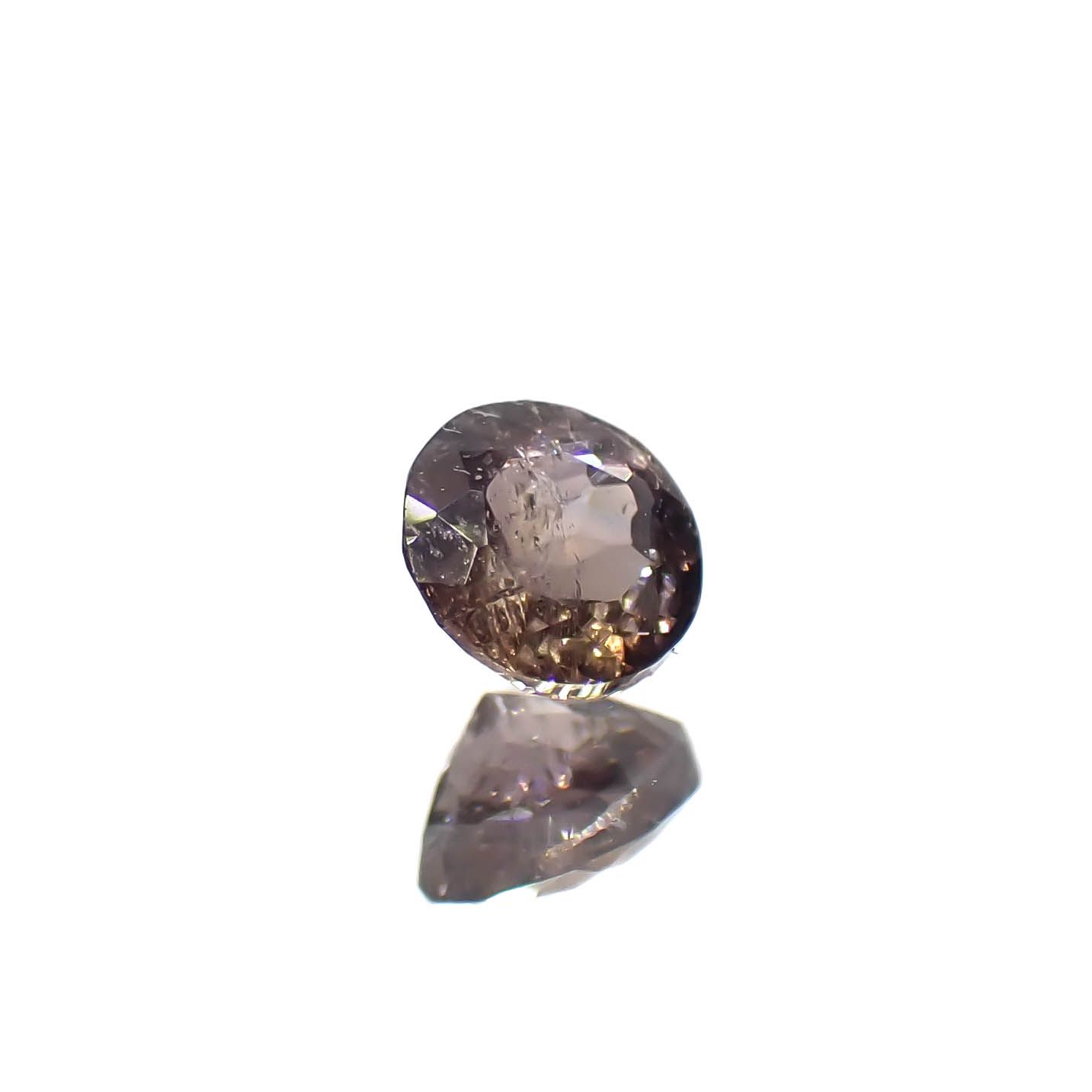 アキシナイト パキスタン産 0.16ct[240628352]3.3x3.2mm前後