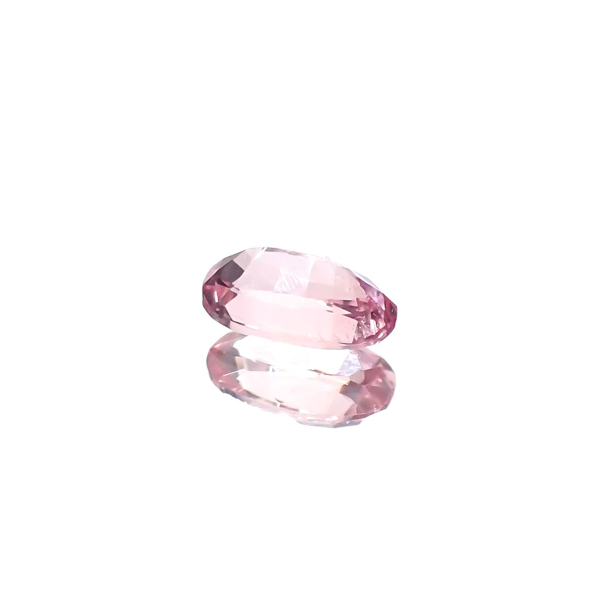 ネオンピンクサファイア スリランカ産 0.30ct[240226298]5x2.9mm前後