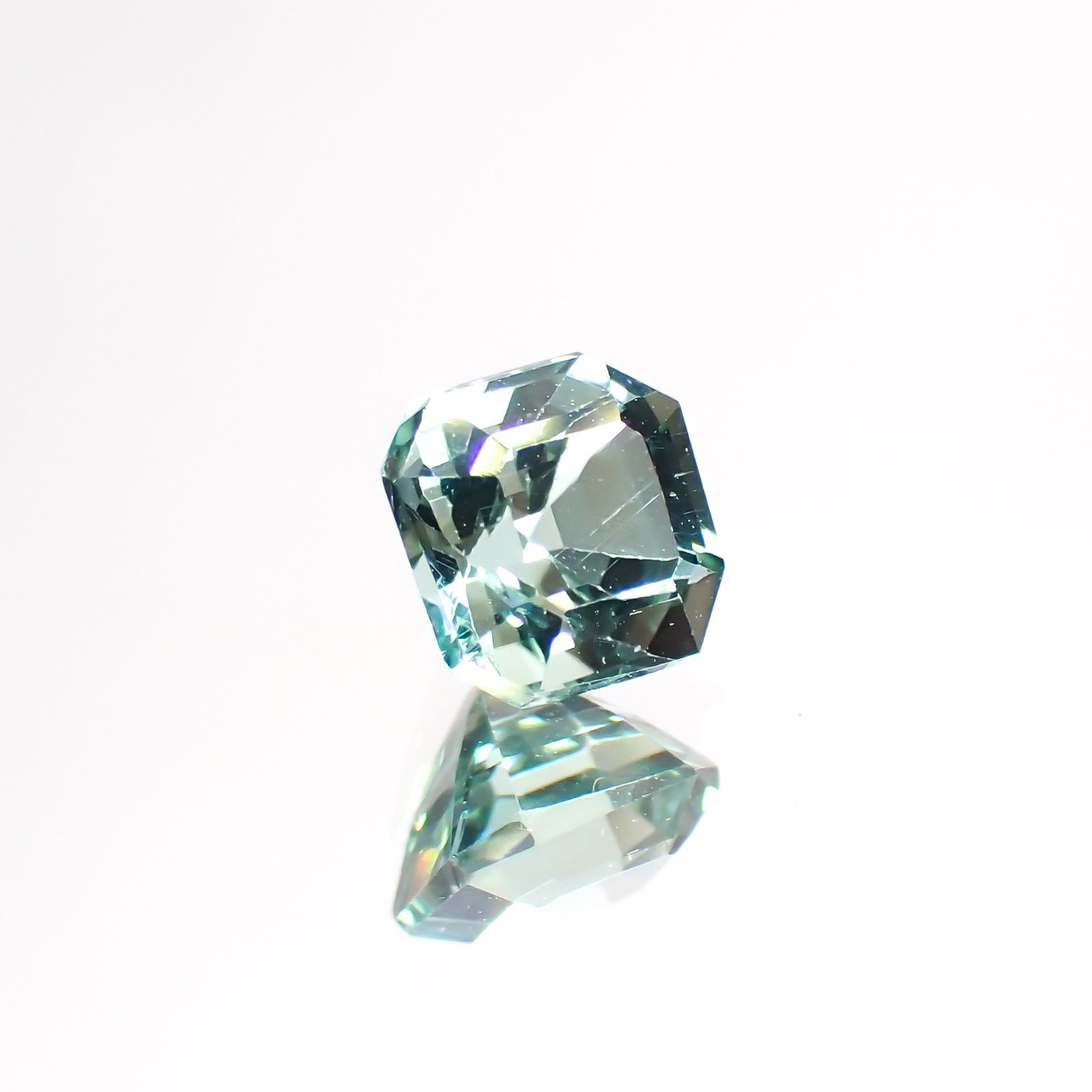 ブルーグリーントルマリン アフガニスタン産 0.69ct [220114090]5x5mm前後