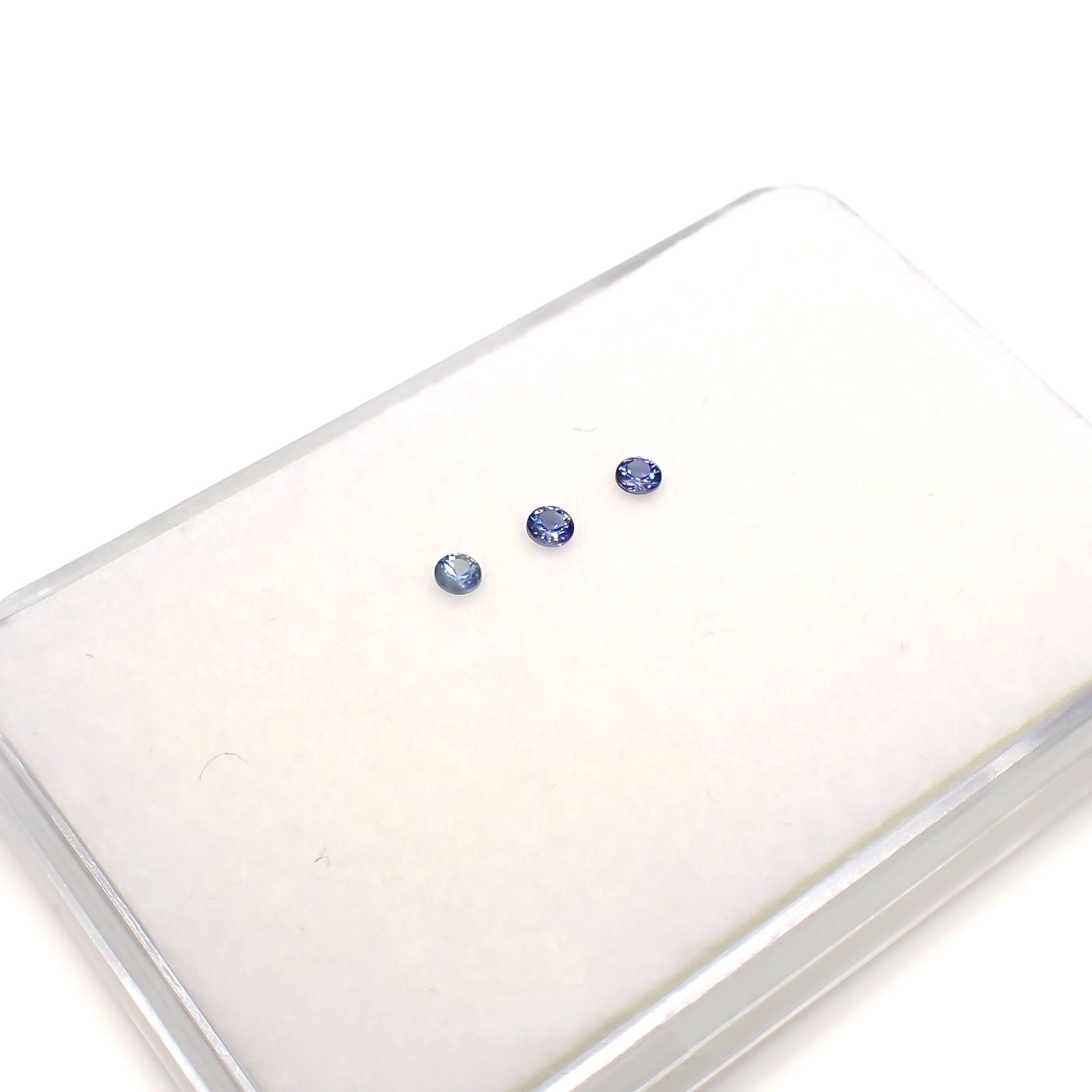 ベニトアイト カラーグラデーション3pcsセット アメリカ・カリフォルニア州産 0.16ct(3pcs合計)[230220505]2.2x2.2mm前後