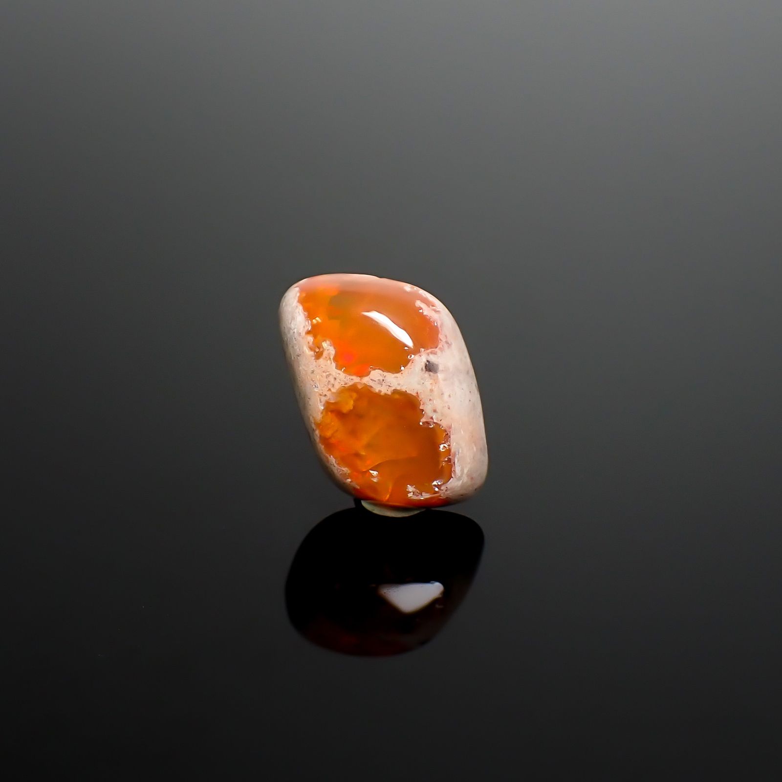 カンテラオパール メキシコ産 5.02ct / 15.2x9.9mm前後 [260933086]