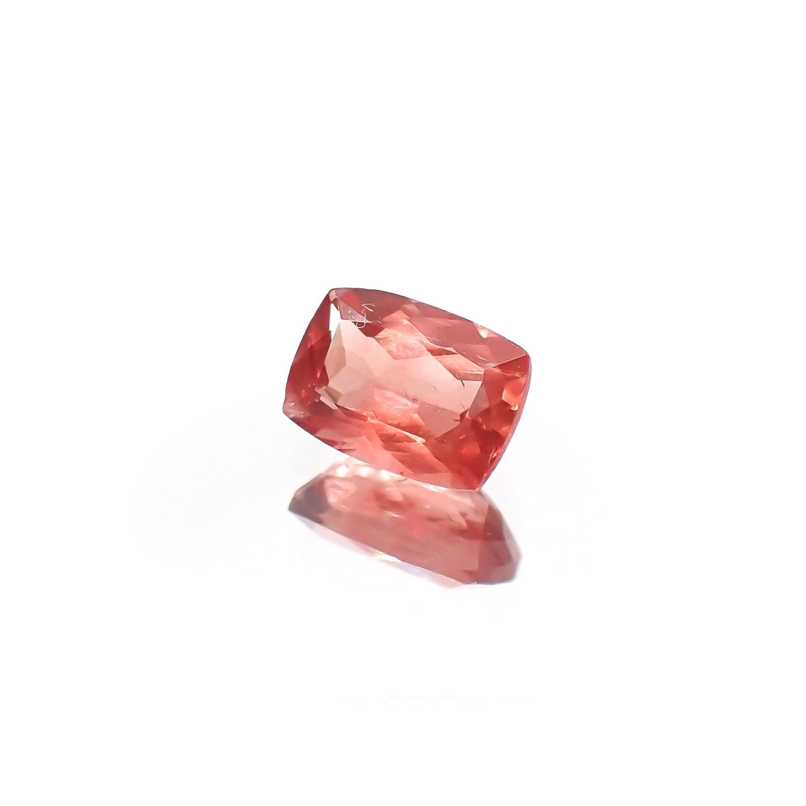 アンデシン(宝石名アンデシン)チベット産 識別済 0.85ct / 7.1x4.9mm前後 [220115260]