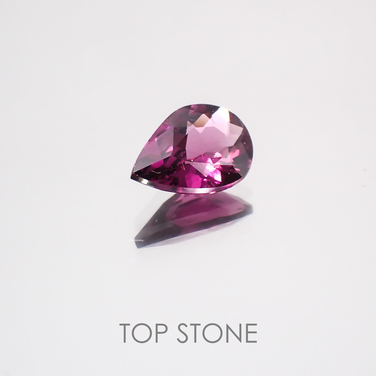グレープガーネット ブラジル産 ルース 0.5ct[21019685]6.2×4.4mm前後