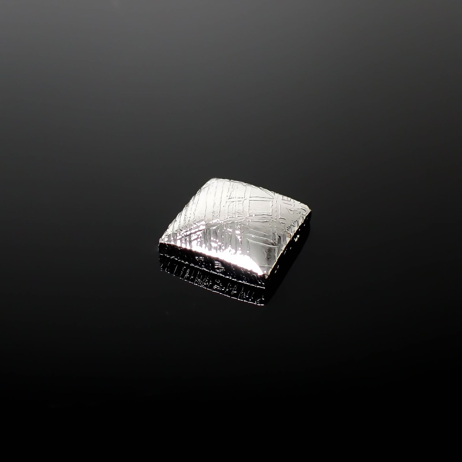 ムオニナルスタ隕石 発見地:スウェーデン 9.15ct[240125772]10x9.8mm前後