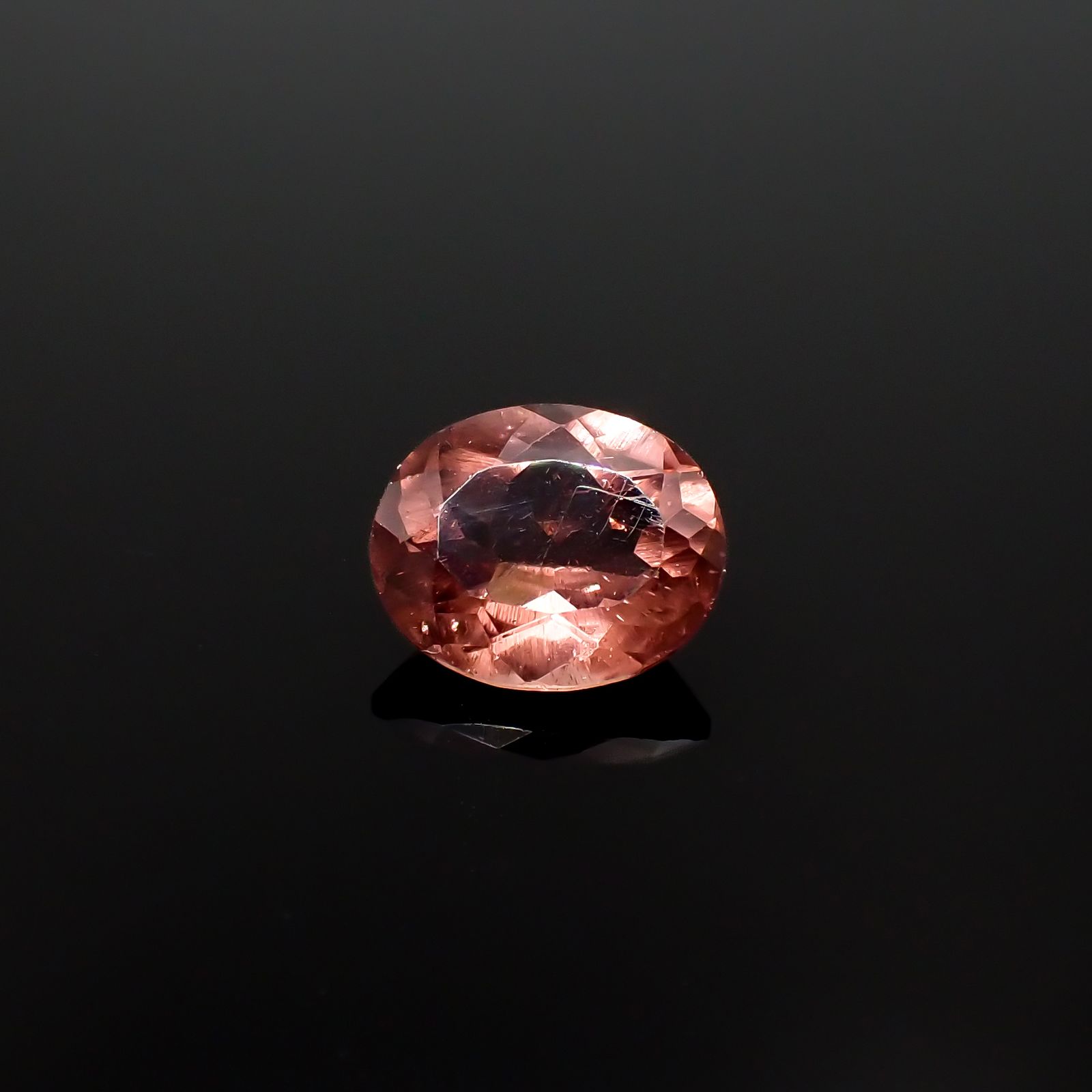 ピンクアパタイト ブラジル産 1.39ct[231224924]7.8x6.4mm前後