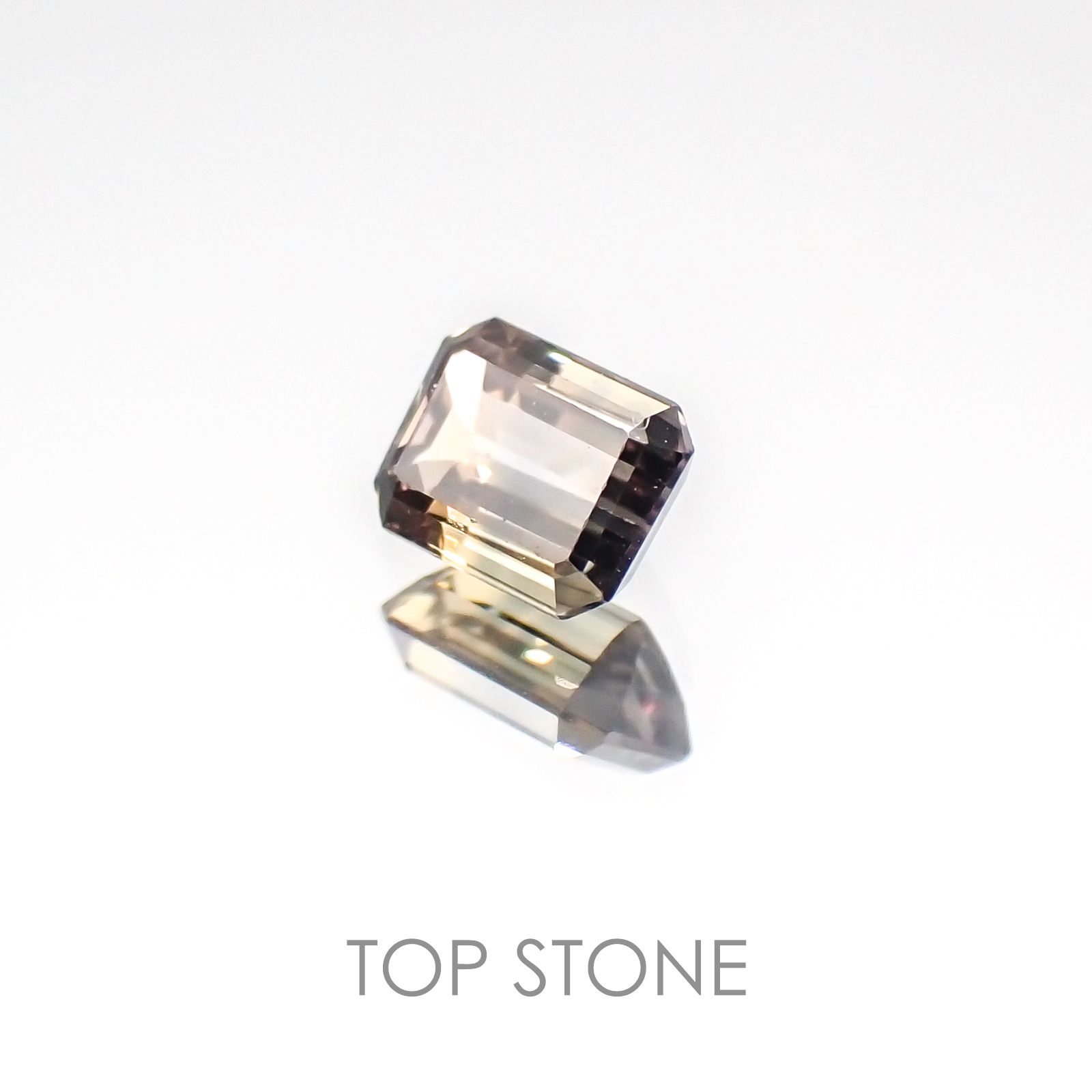 バイカラーサファイア(宝石名バイカラー・サファイア) タンザニア産 0.24ct 識別済[20117289]3.8×3mm前後
