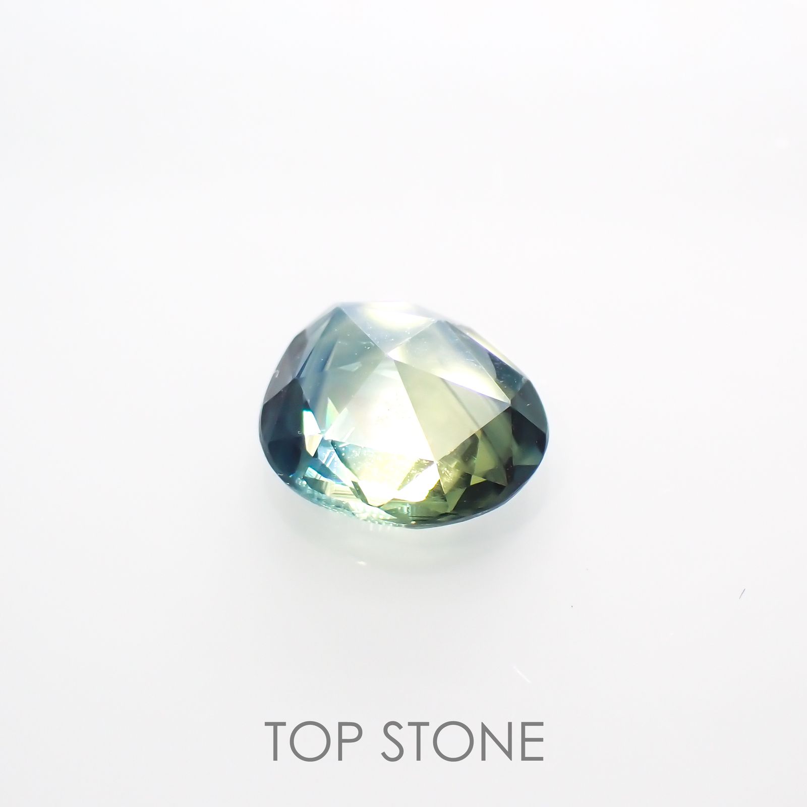 ◇ローズカット◇バイカラーサファイア(宝石名バイカラー・サファイア) マダガスカル産 1.34ct 識別済[210913202]7.5×6.6mm前後