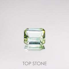ミントトルマリン(宝石名ライトグリーン・トルマリン) ルワンダ産 1.385ct ソ付(彩珠)[210711596]7.5×6.1mm前後