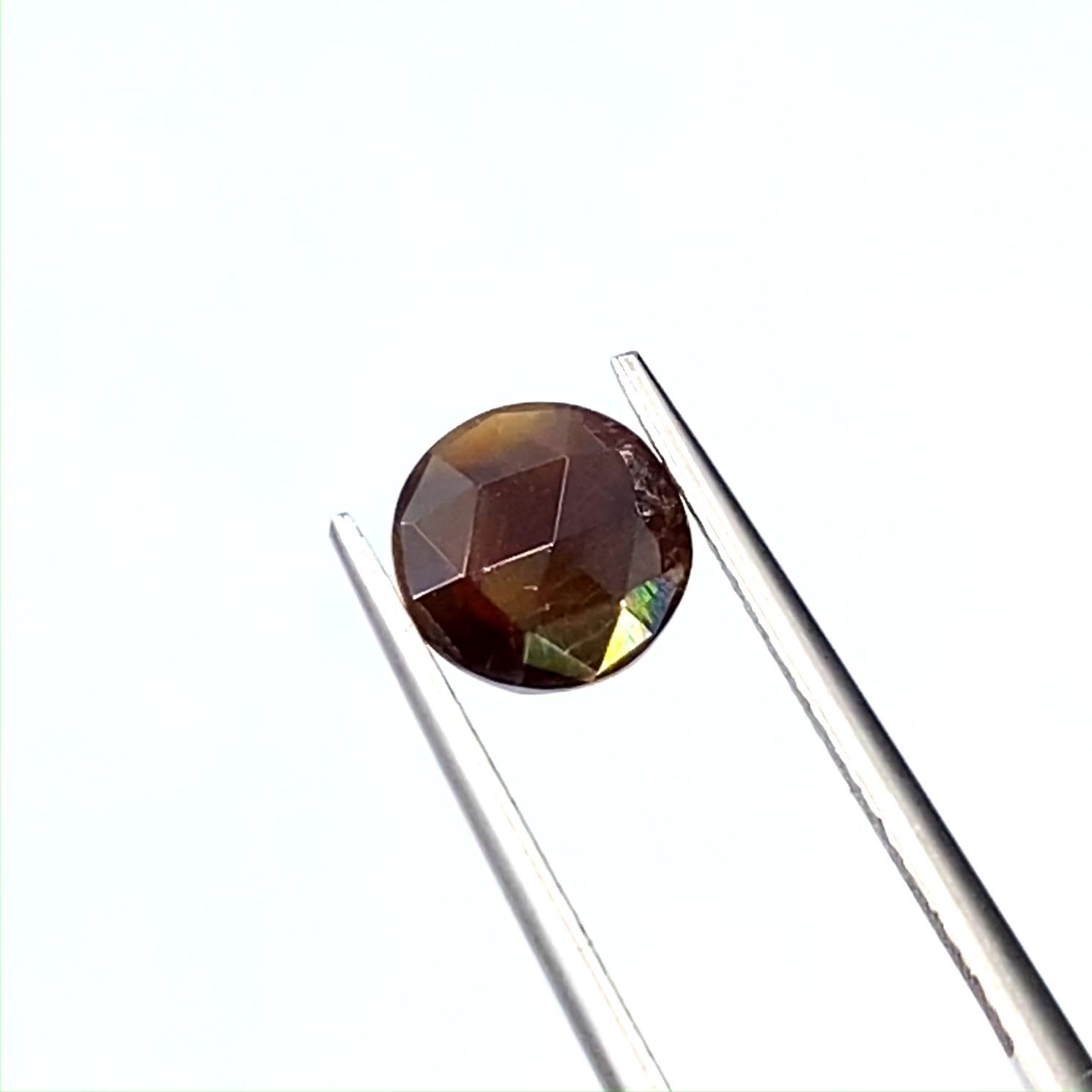 レインボーガーネット 日本・奈良県天川村産 1.89ct[220515990]7.4x7