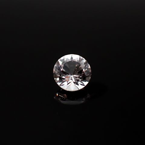 フェナカイト ロシア産 0.57ct / 5.4x5.4mm前後 [260632428]