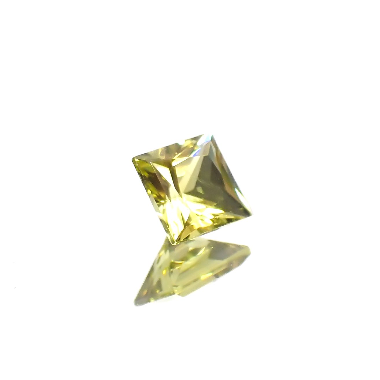 ◇プリンセスカット◇カナリートルマリン ザンビア・カナリー鉱山産 0.15ct[230823155]3.1x3mm前後