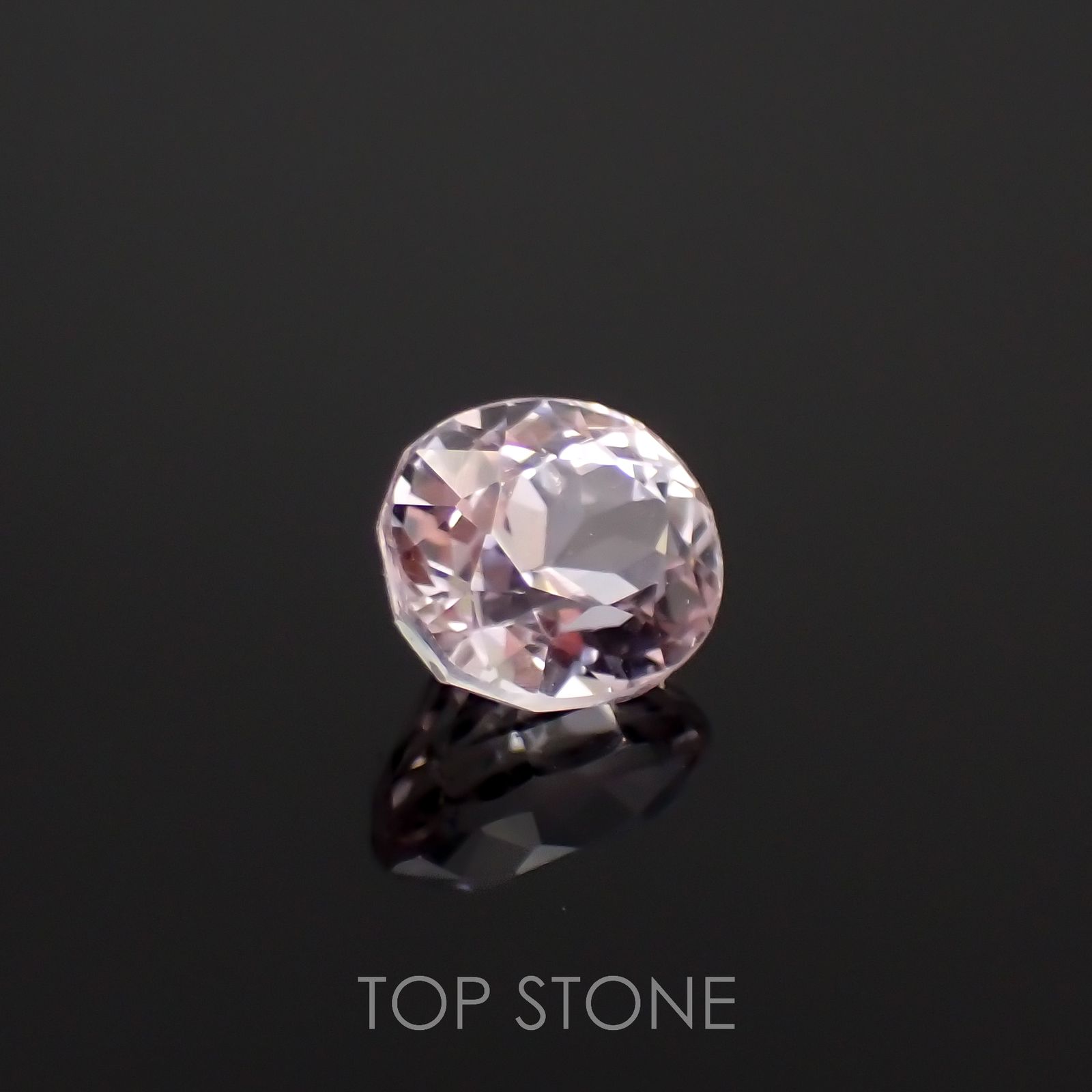 クンツァイト アフガニスタン産 1.72ct[221219609]7.3x6.4mm前後