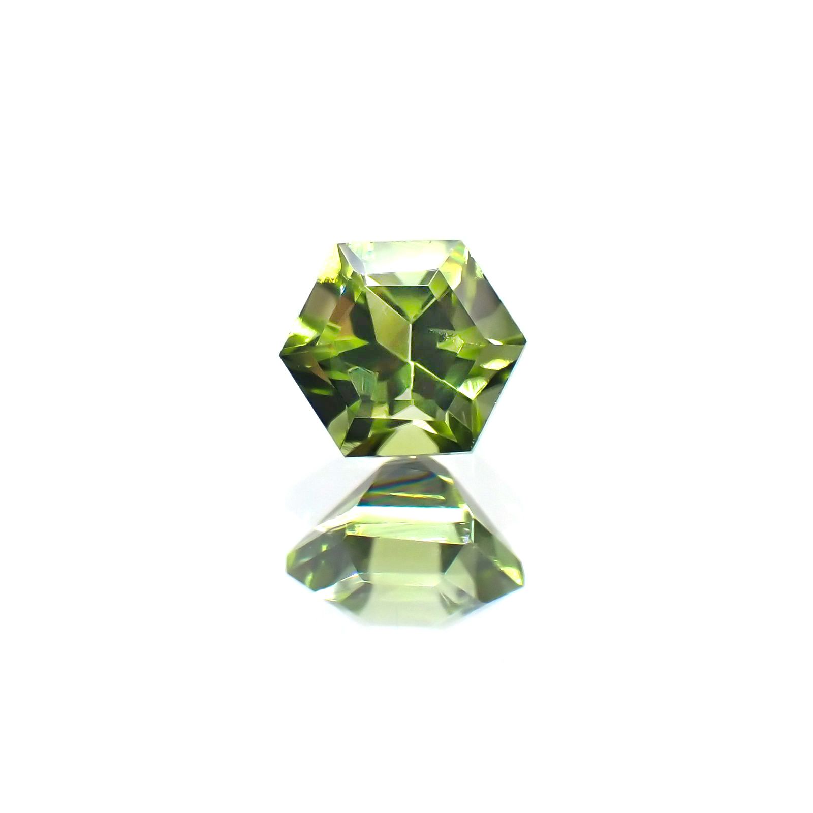 ◇ヘキサゴンカット◇ペリドット(宝石名ペリドット) パキスタン産 0.38ct 識別済[251013091]4×4mm前後