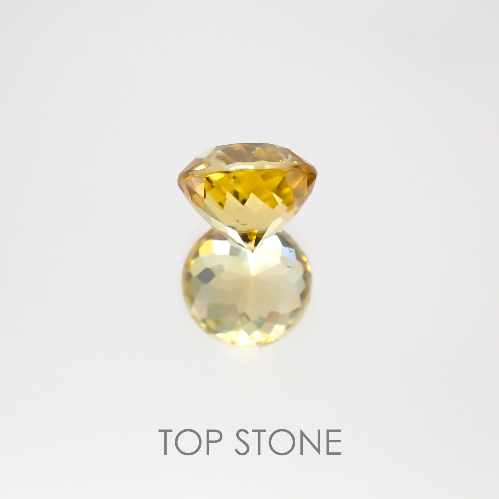 イエロージルコン スリランカ,カンボジア産 ルース 2.42ct[21018070]7×7mm前後
