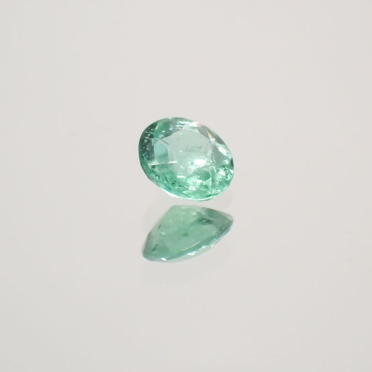 パライバトルマリン ブラジル産 ルース 0.101ct[210410653]3.1×3.1mm前後