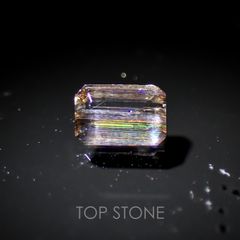 レインボースキャポライト(宝石名イリデッセント・スキャポライト) ブラジル産 0.48ct 識別済[210310344]5.8×3.8mm前後
