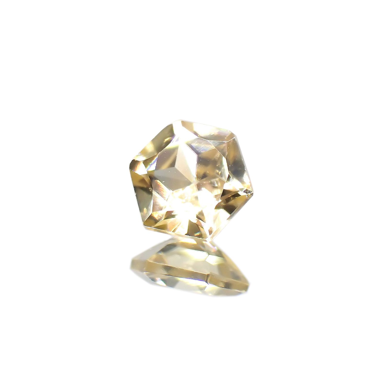◇ヘキサゴンカット◇イエロージルコン(宝石名ジルコン) カンボジア産 0.76ct 識別済[210410477]5×5mm前後