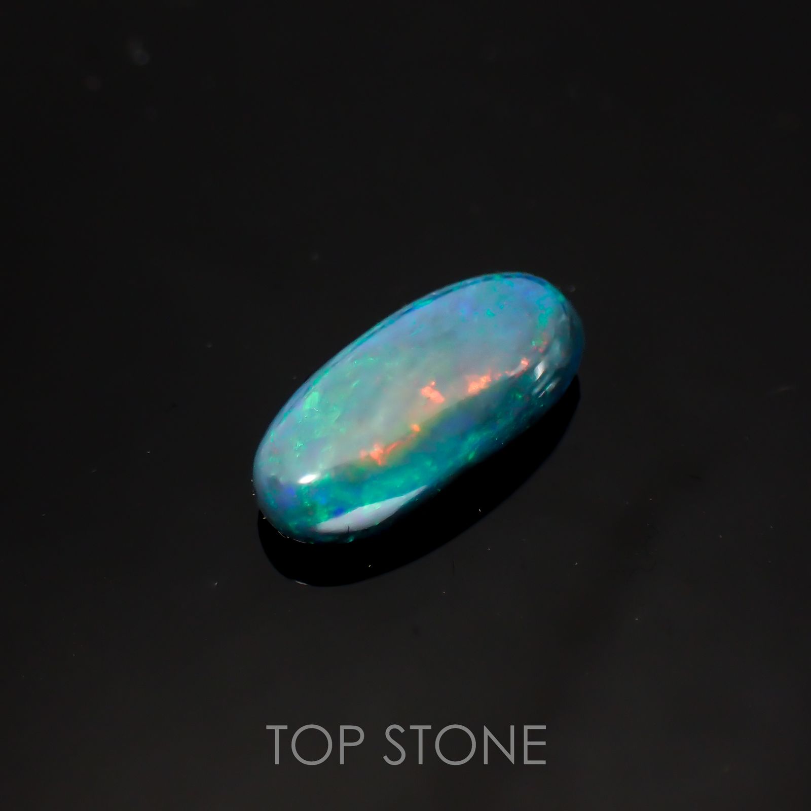 ブラックオパール(宝石名ブラック・オパール)オーストラリア産 1.654ct ソ付[220717015]12.8x6.3mm前後