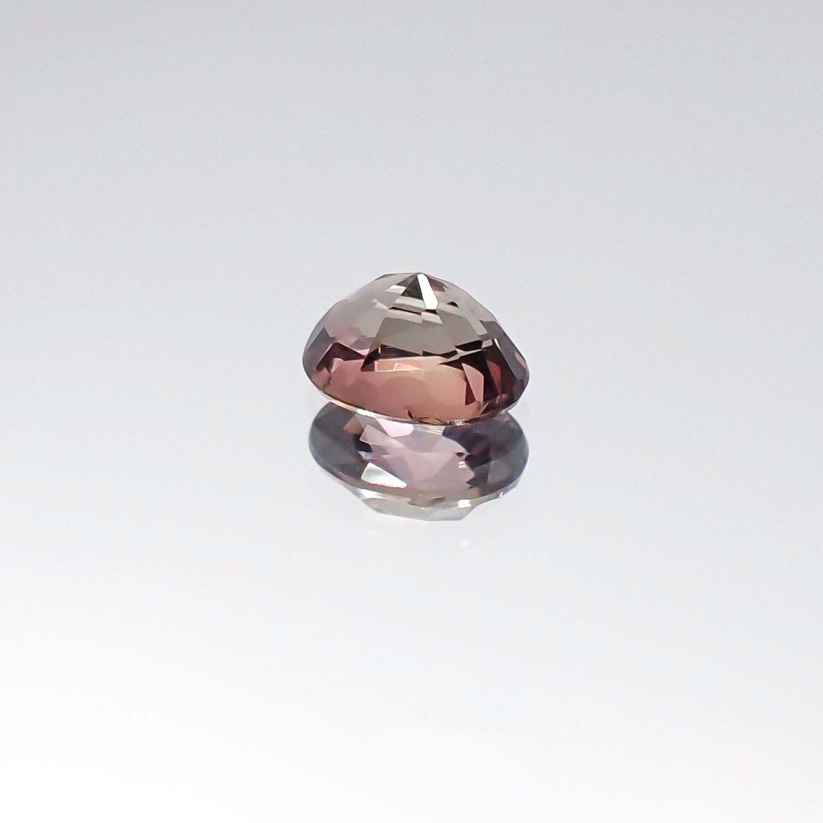 カラーチェンジサファイア 非加熱(宝石名サファイア)タンザニア産 0.44ct 識別済[230622425]4.9x3.5mm前後