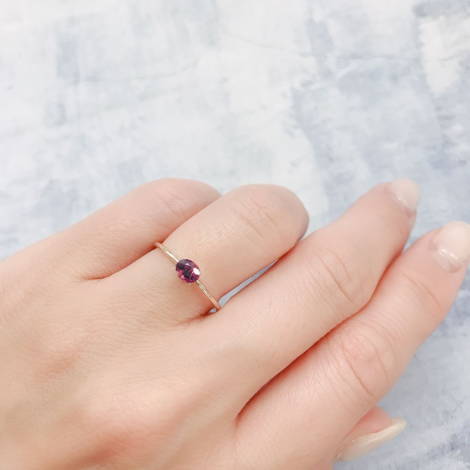 ウィンザーサファイア(宝石名サファイア)タンザニア・ウィンザー産 0.35ct 識別済[220616154]4.4x3.5mm前後