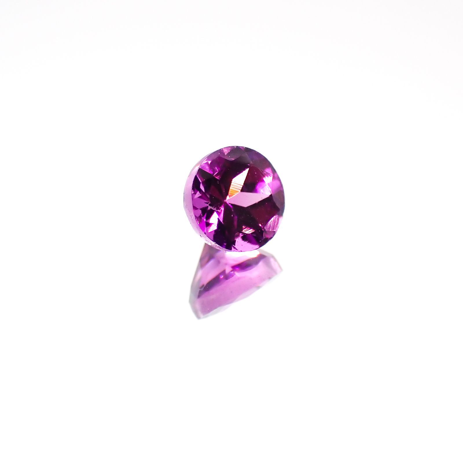 マラヤガーネット(宝石名ガーネット)タンザニア産 0.42ct 識別済[230823054]4x4mm前後