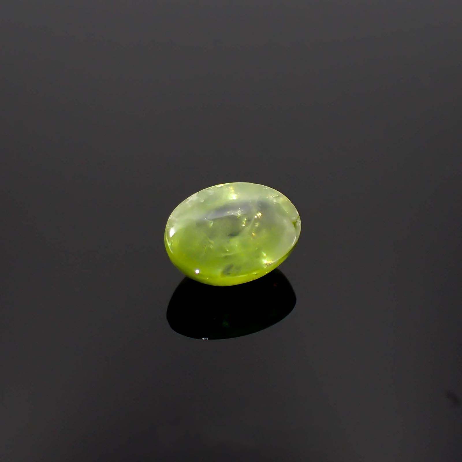 スフェーン マダガスカル産 2.98ct[230220630]9.9x7.8mm前後