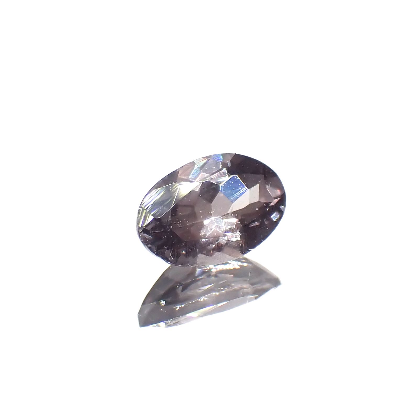 カラーチェンジガーネット アレキタイプ マダガスカル・ベキリー産 0.50ct[230723000]6x3.9mm前後